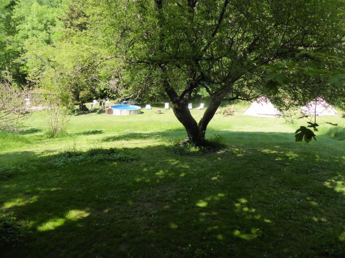 Belair Le Camping Champagnac-de-Bélair المظهر الخارجي الصورة